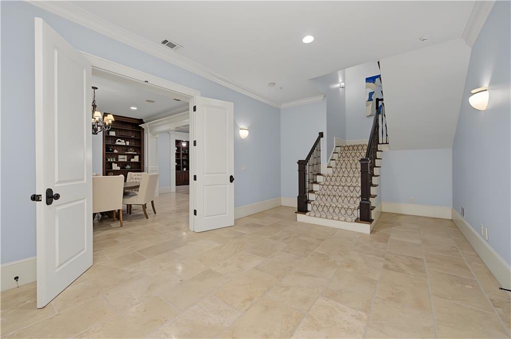110 Mount Paran Road NW