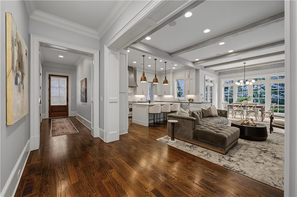 110 Mount Paran Road NW