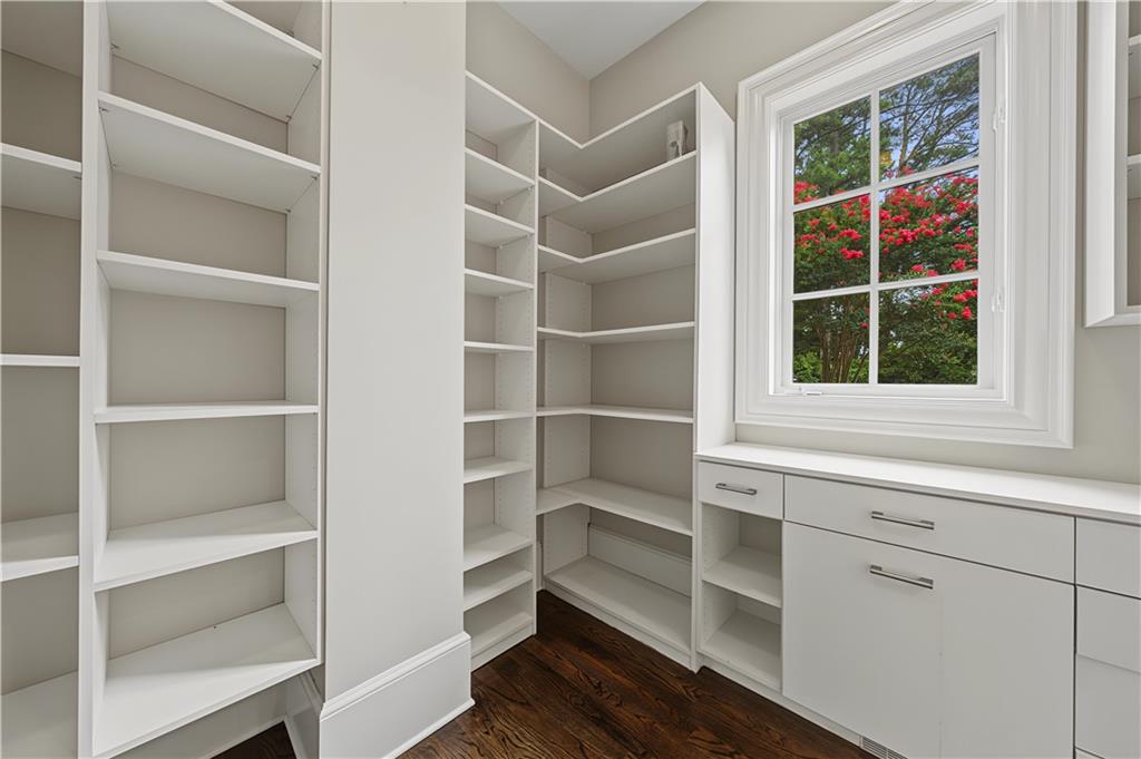 110 Mount Paran Road NW