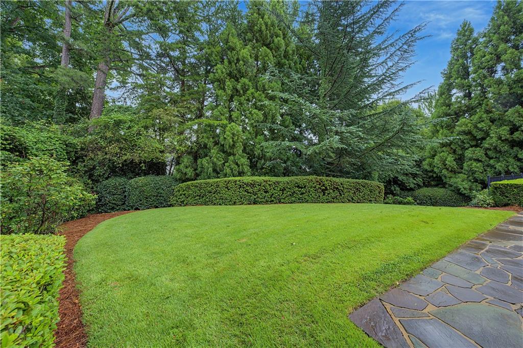 110 Mount Paran Road NW