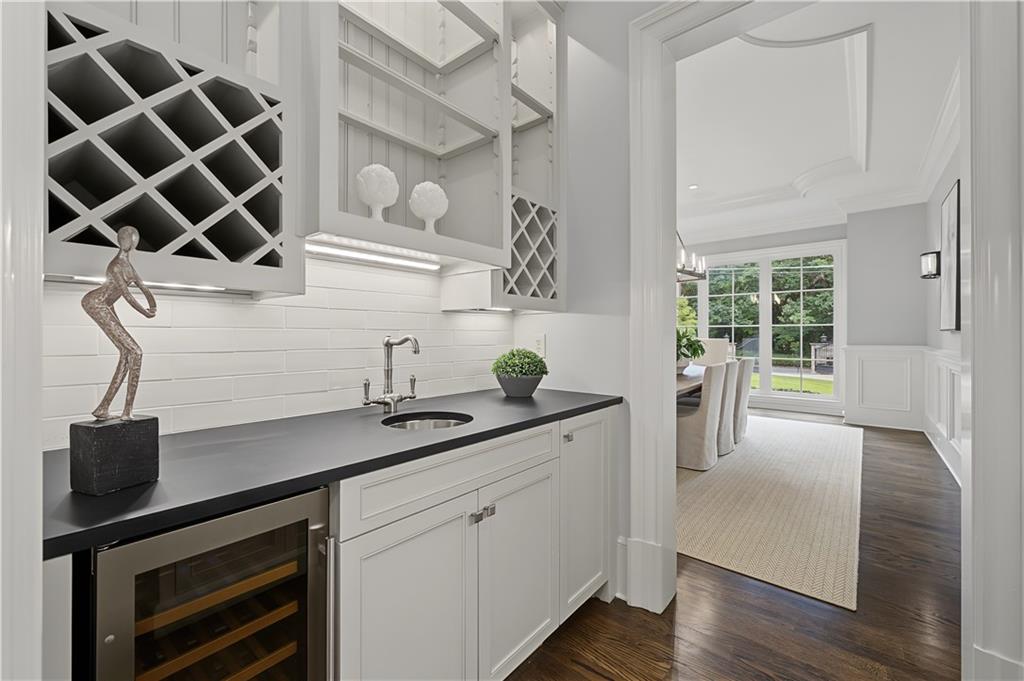 110 Mount Paran Road NW