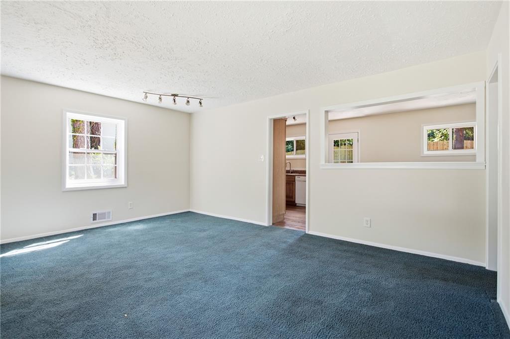 1676 Hollyhock Terrace