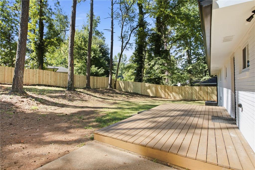 1676 Hollyhock Terrace