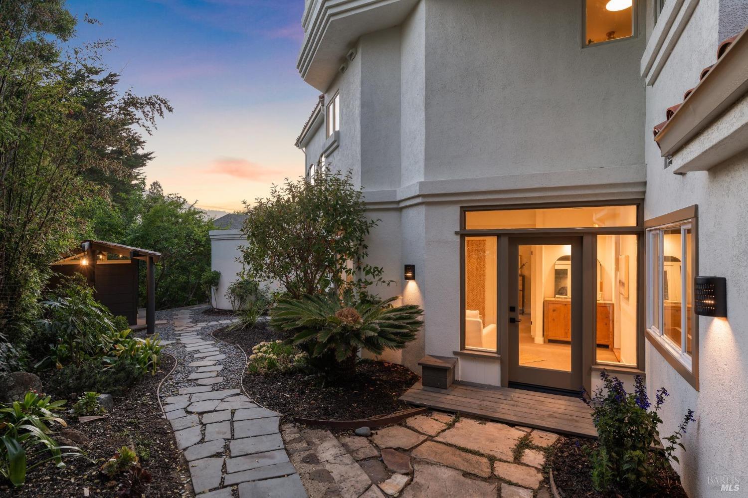61 Bayview Avenue