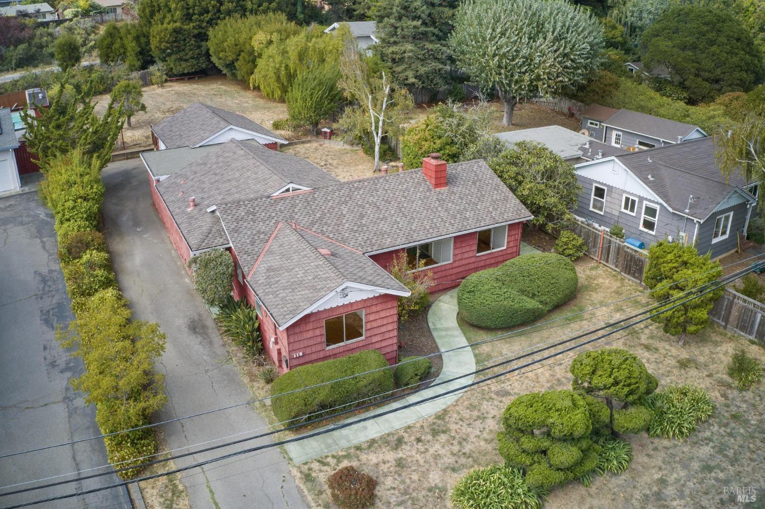 118 Lomita Drive