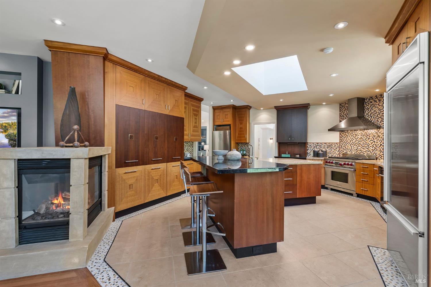 1 Golden Lily Place