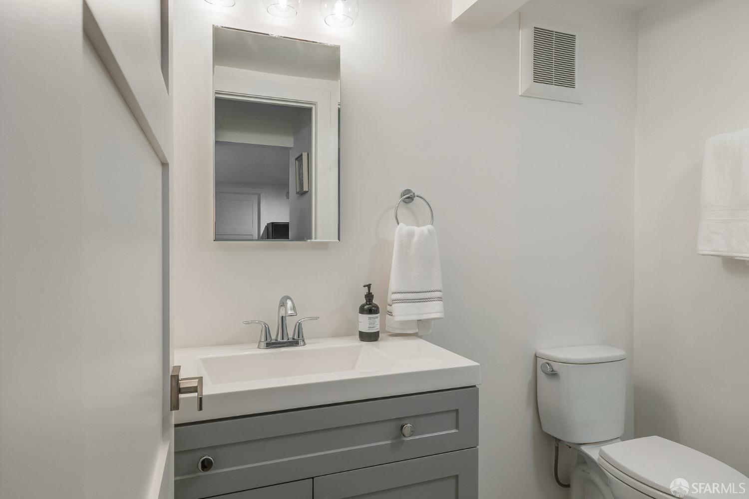 1876 Bush Street Unit: 1878