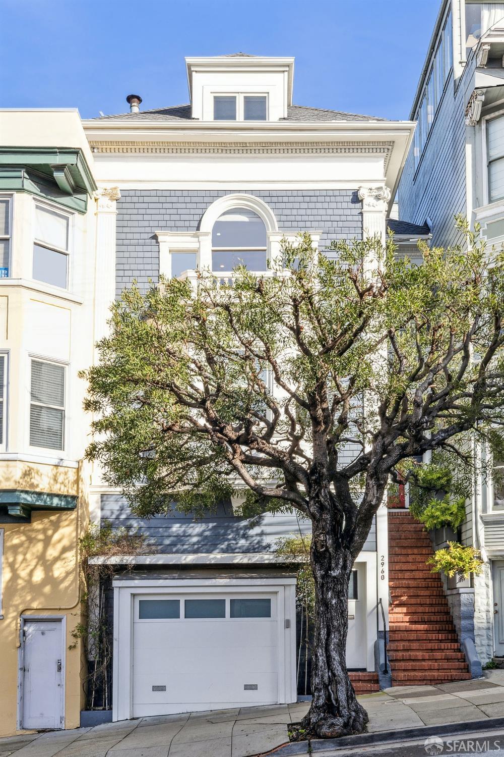 2960 Steiner Street