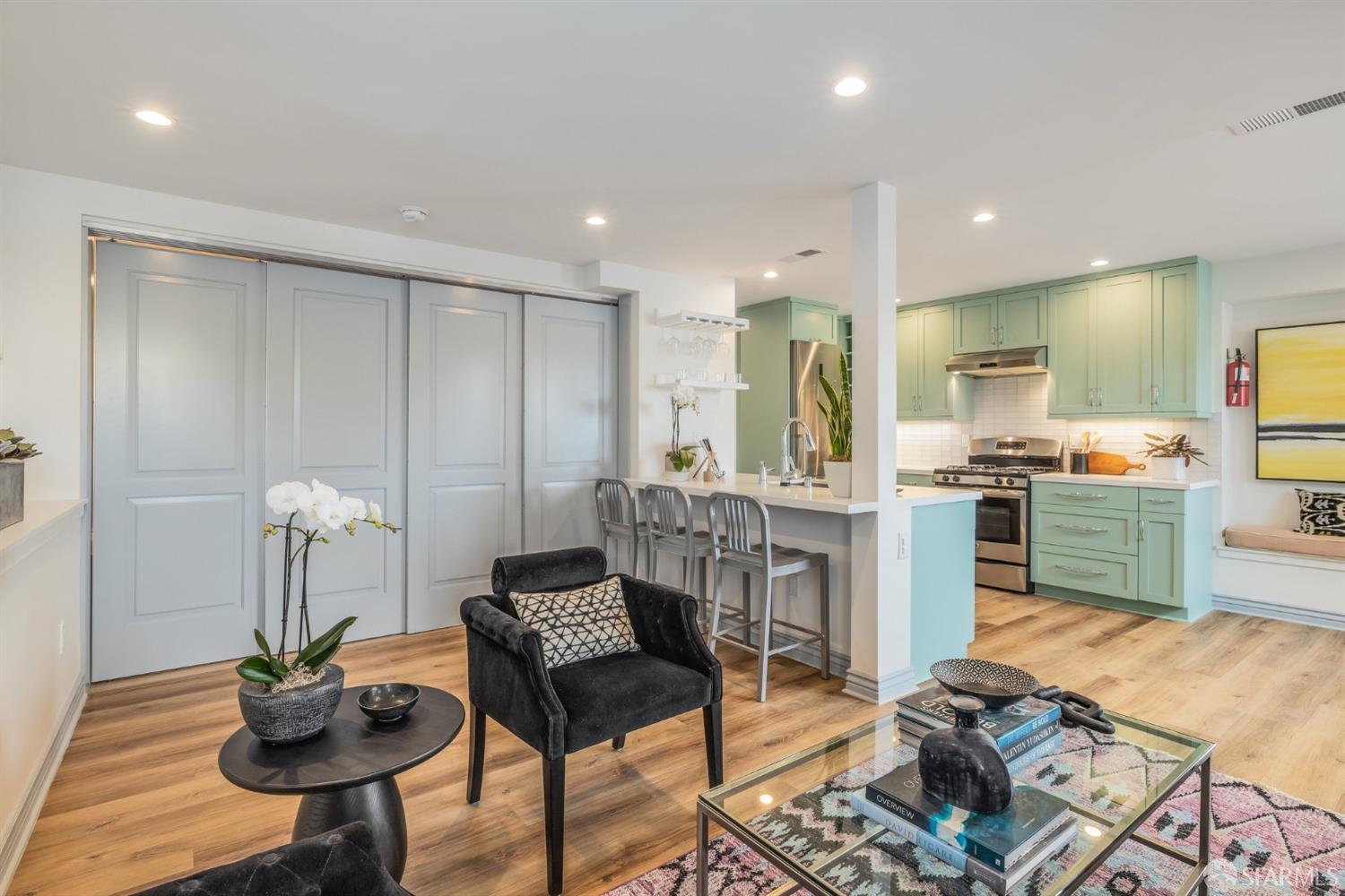 23 Peralta Avenue