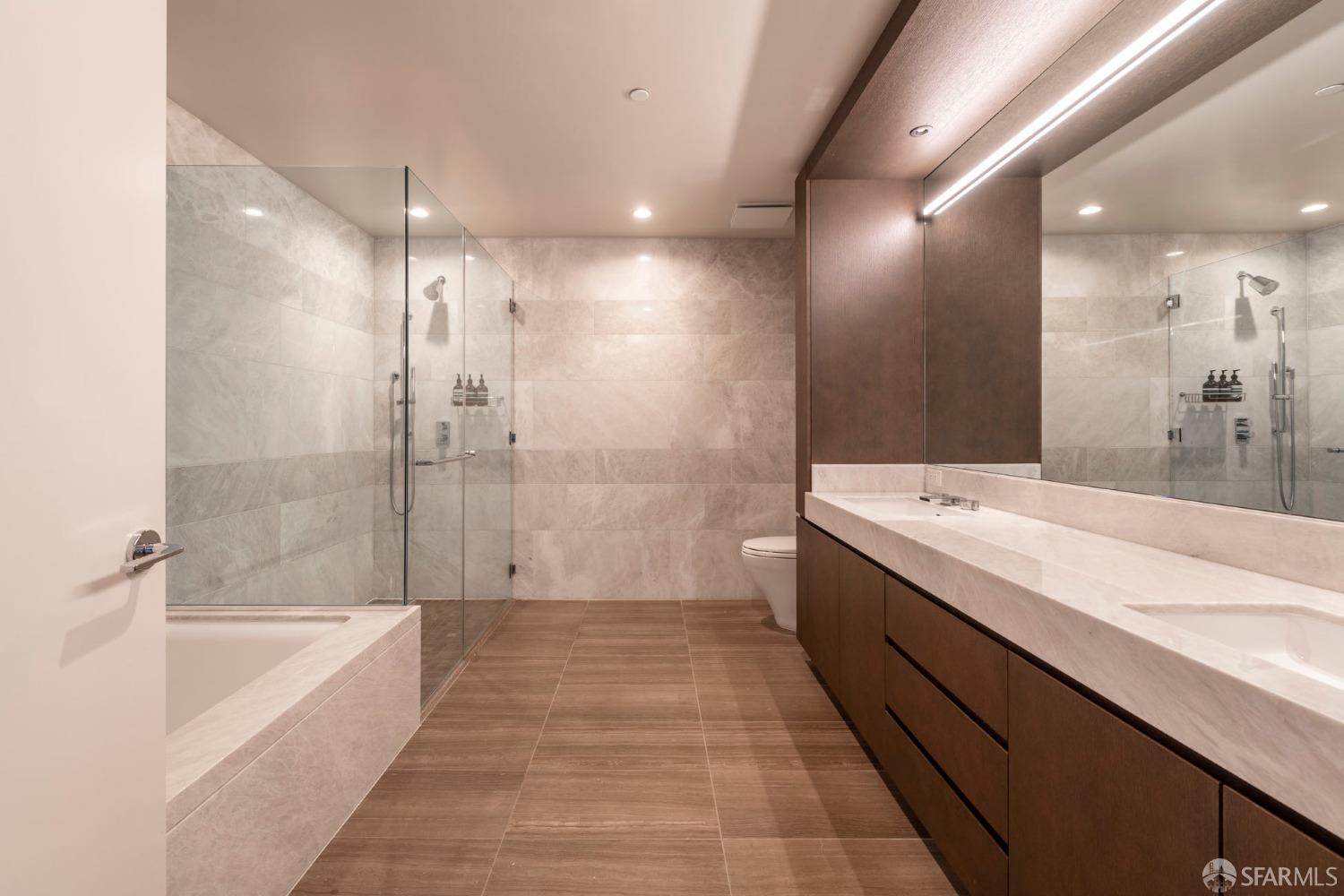 488 Folsom Street # 4202