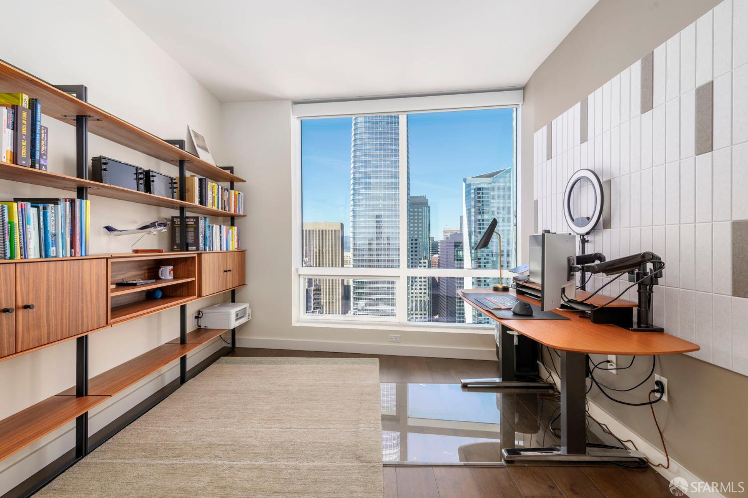 488 Folsom Street # 4202