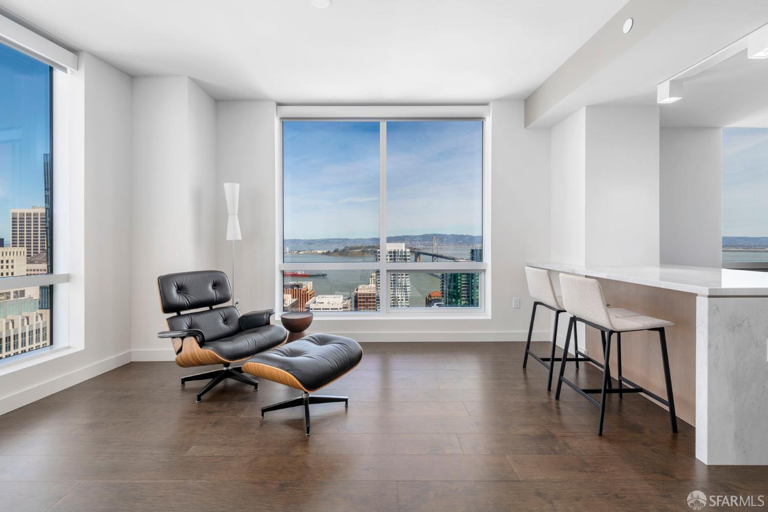 488 Folsom Street # 4202