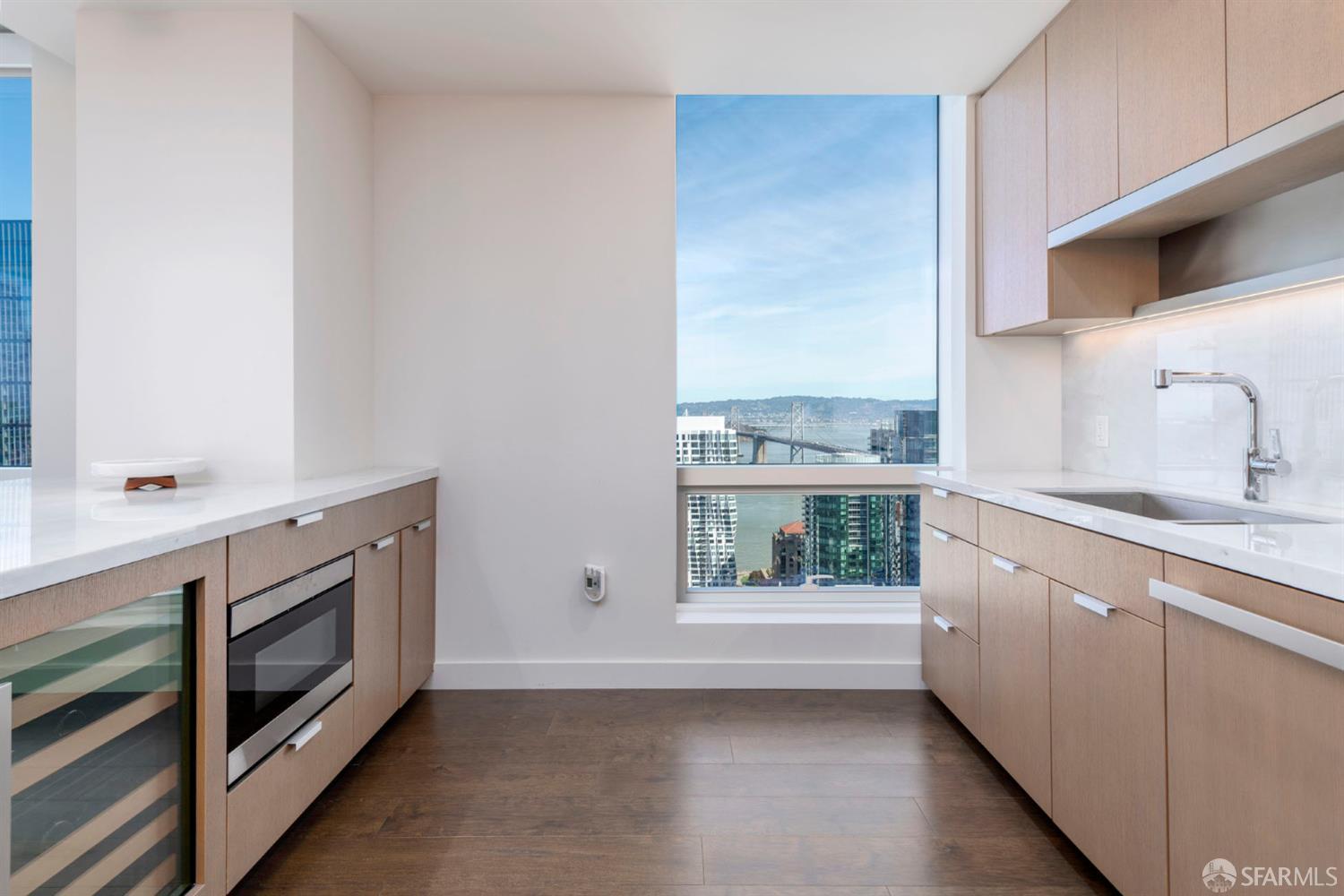 488 Folsom Street # 4202