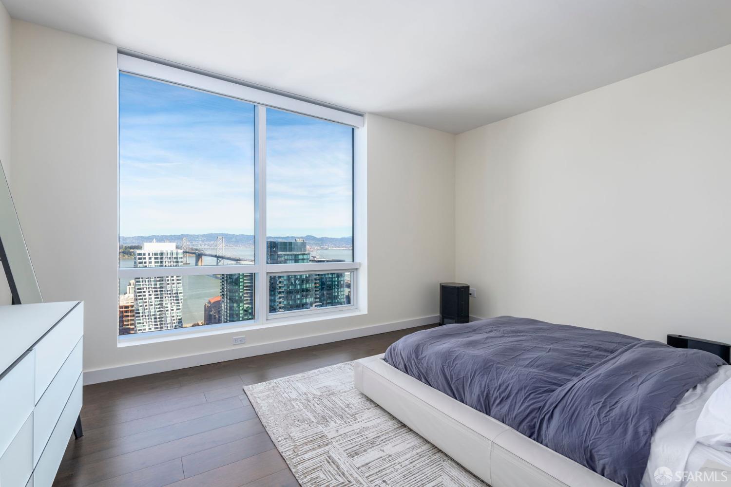 488 Folsom Street # 4202