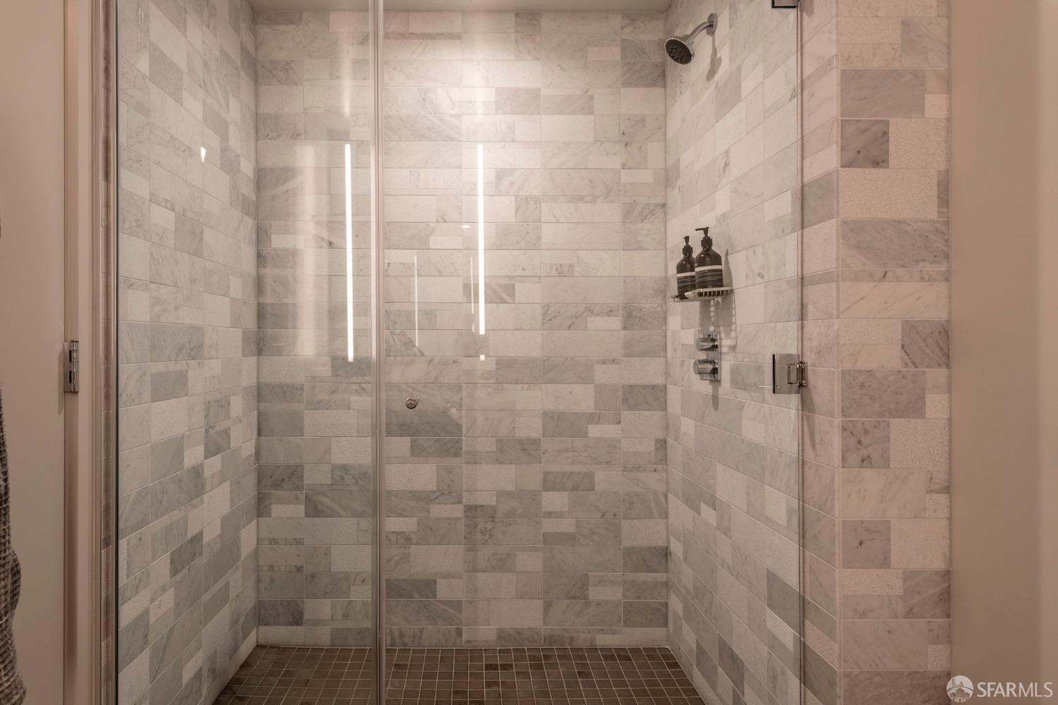 488 Folsom Street # 4202