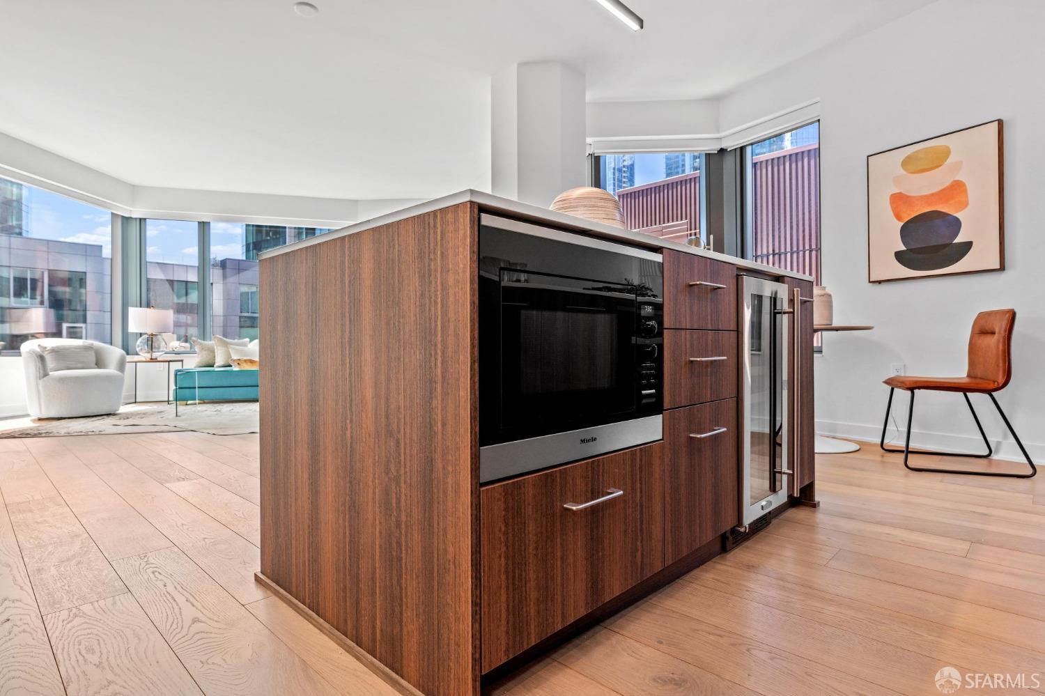 280 Spear Street # 6B