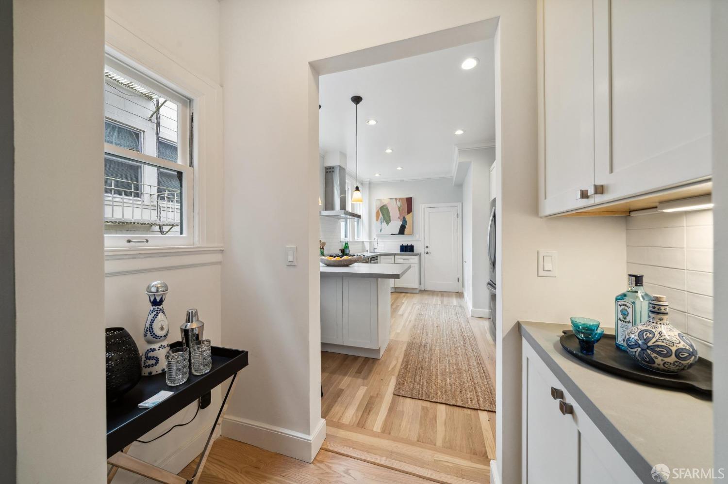 136 Parnassus Street # 1