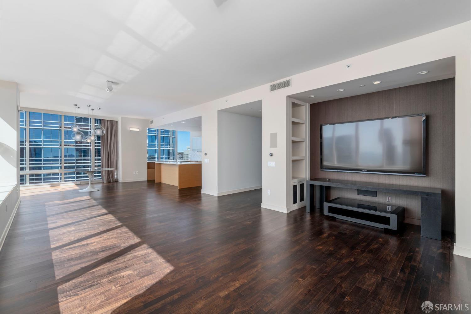 301 Mission Street # 56D