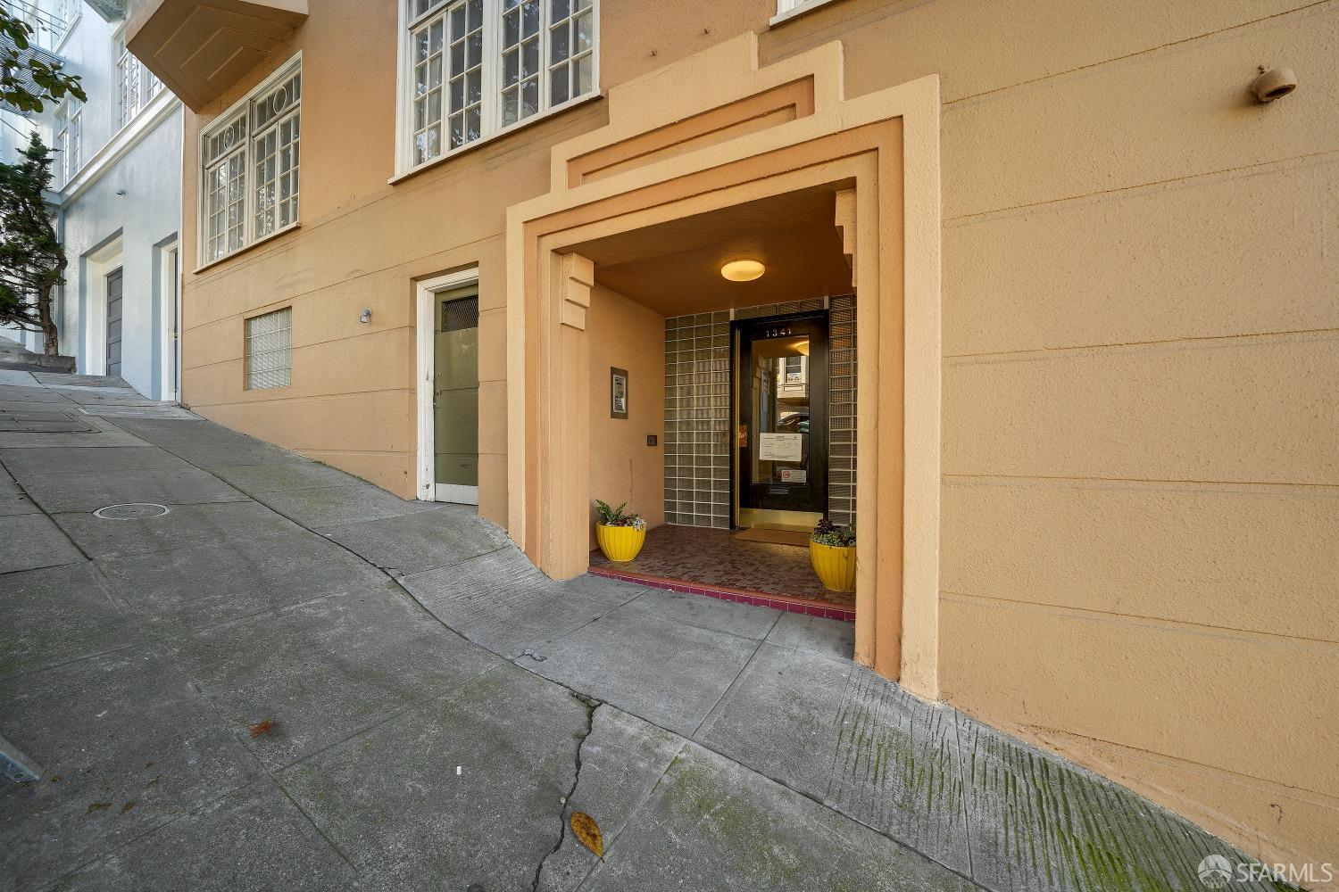 1341 Union Street # 4