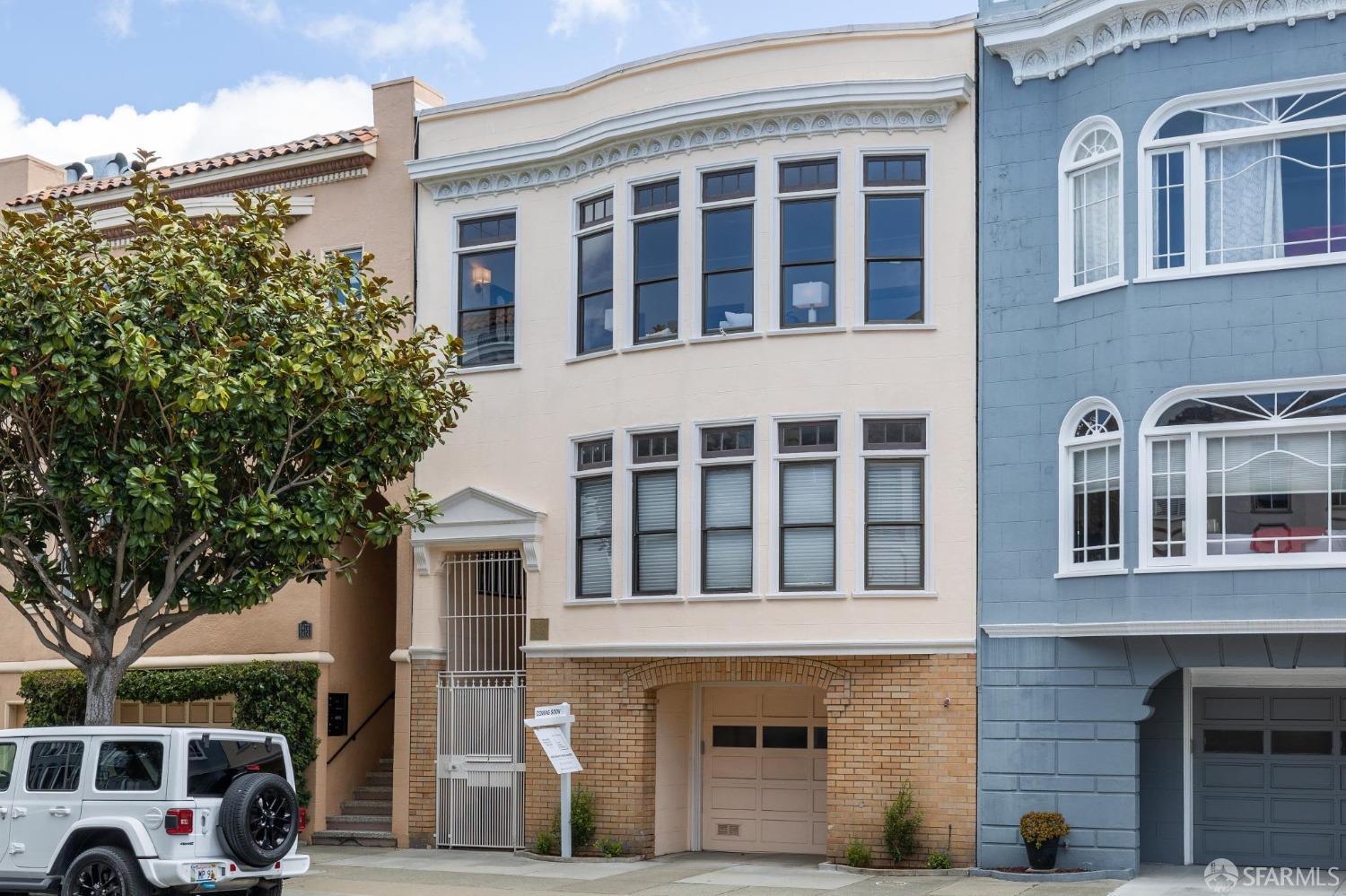 3462 Pierce Street