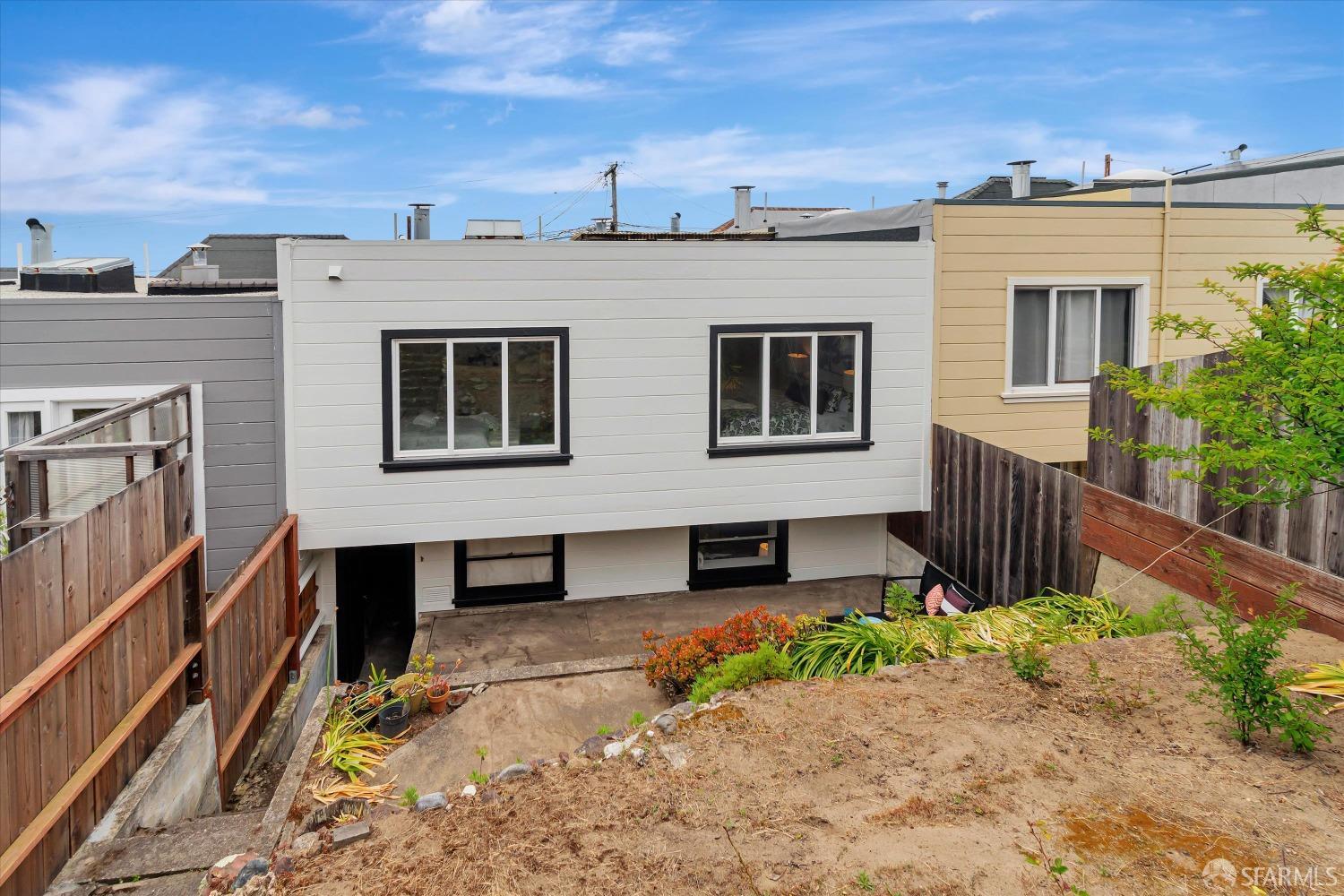 2010 31st Avenue