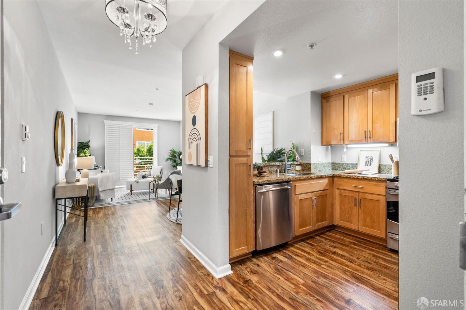 301 Crescent Court # 3103