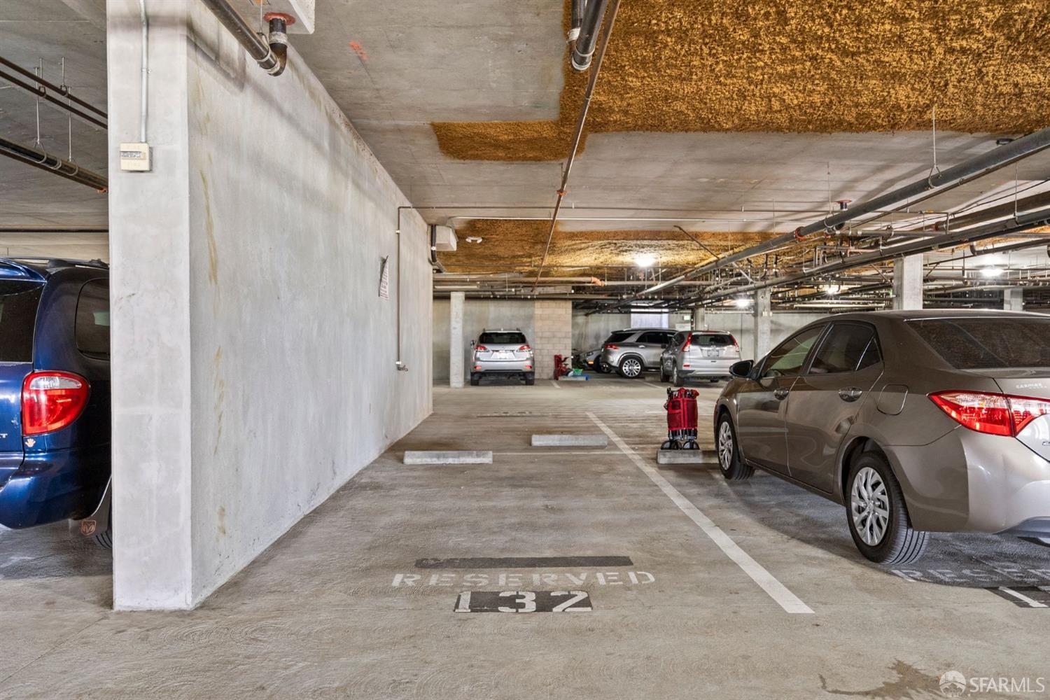 301 Crescent Court # 3103