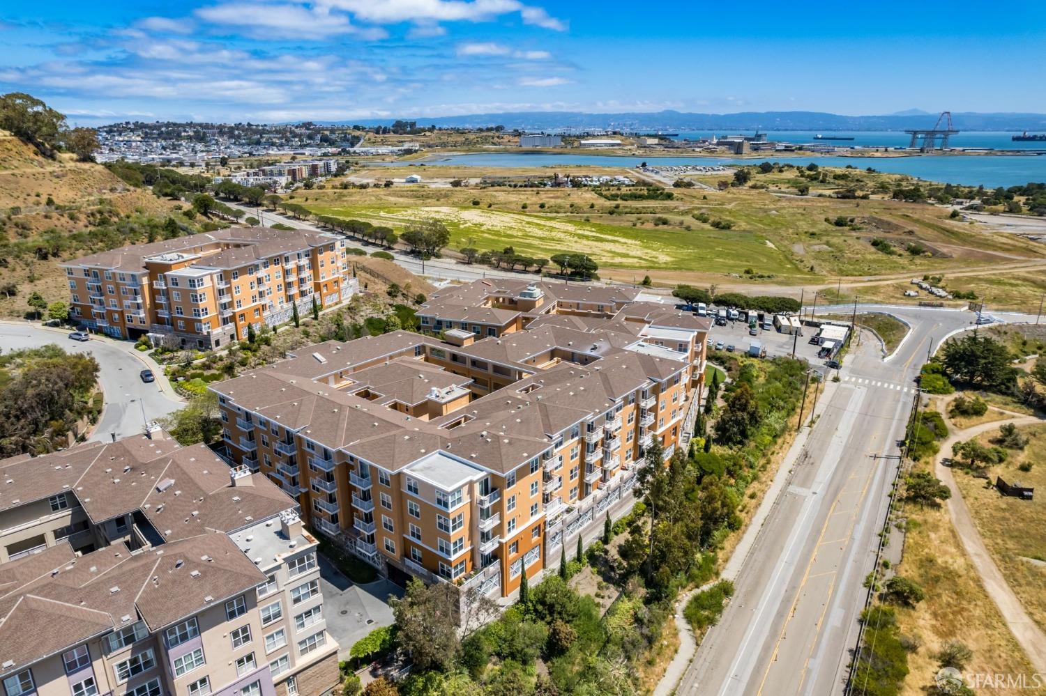 301 Crescent Court # 3103