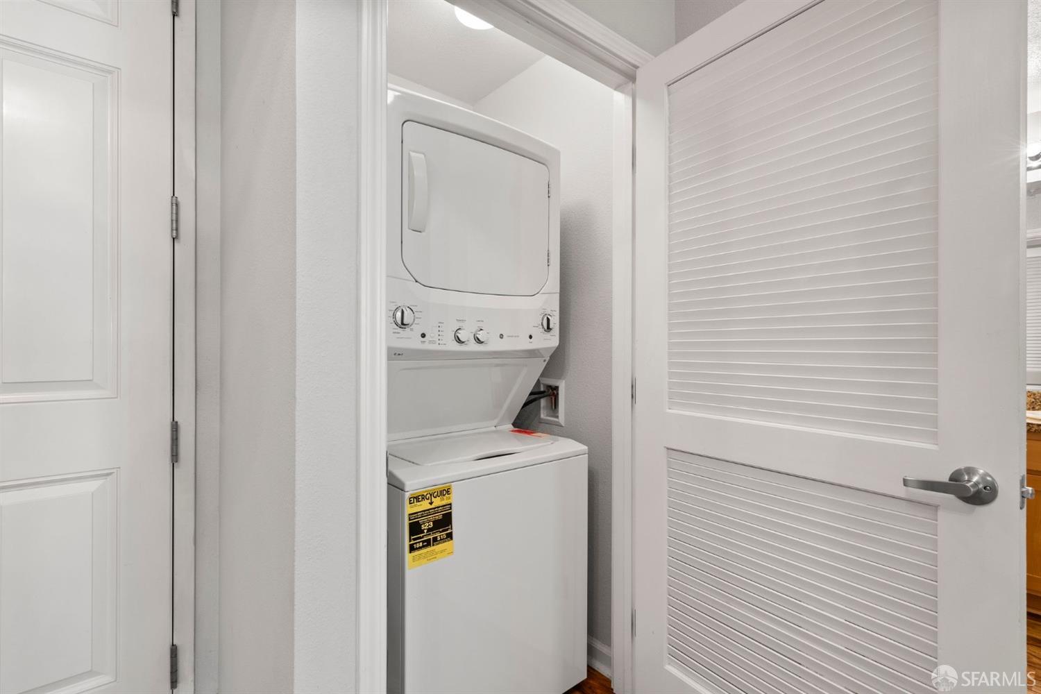 301 Crescent Court # 3103