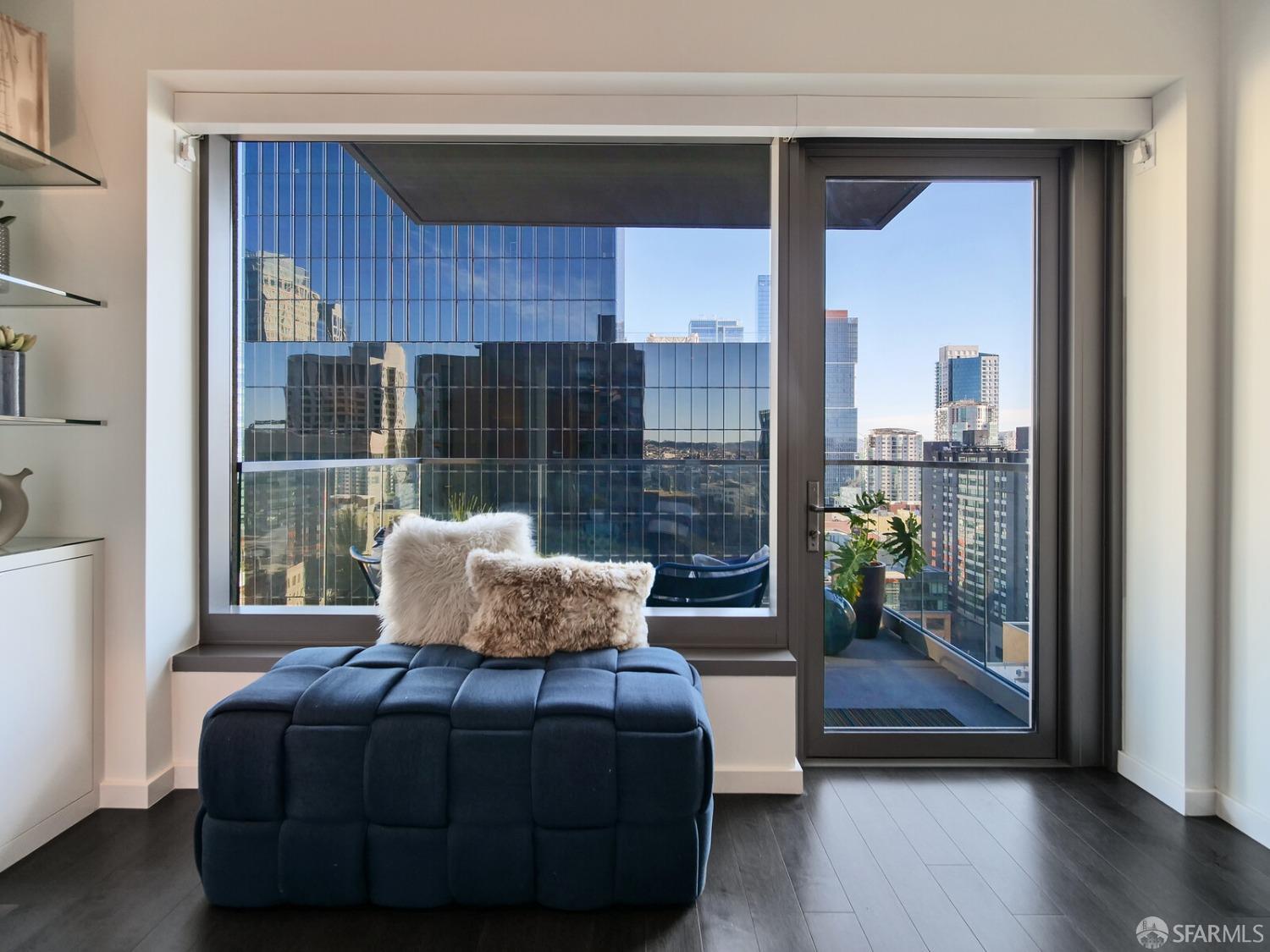 1 Hawthorne Street # 20A