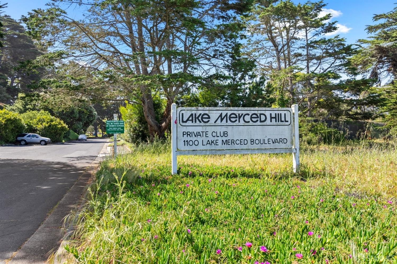 208 N Lake Merced Hills # 1F
