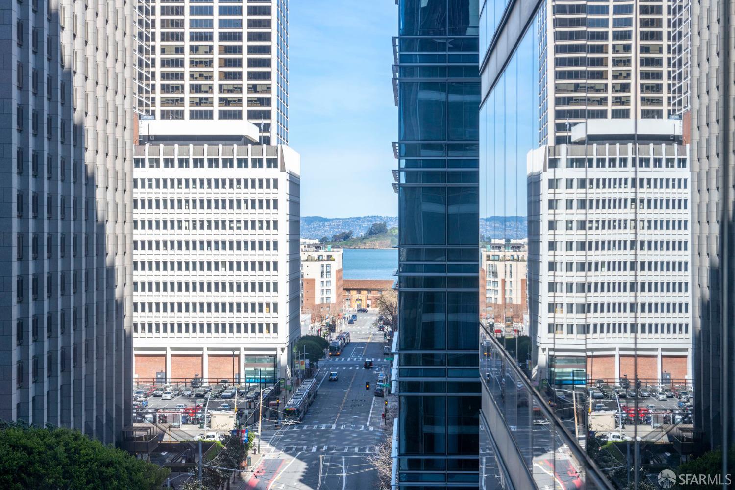 301 Mission Street # 10C