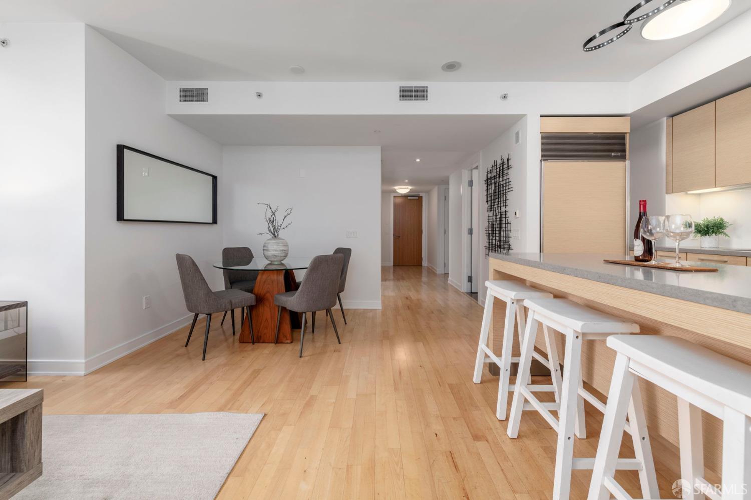 301 Mission Street # 10C