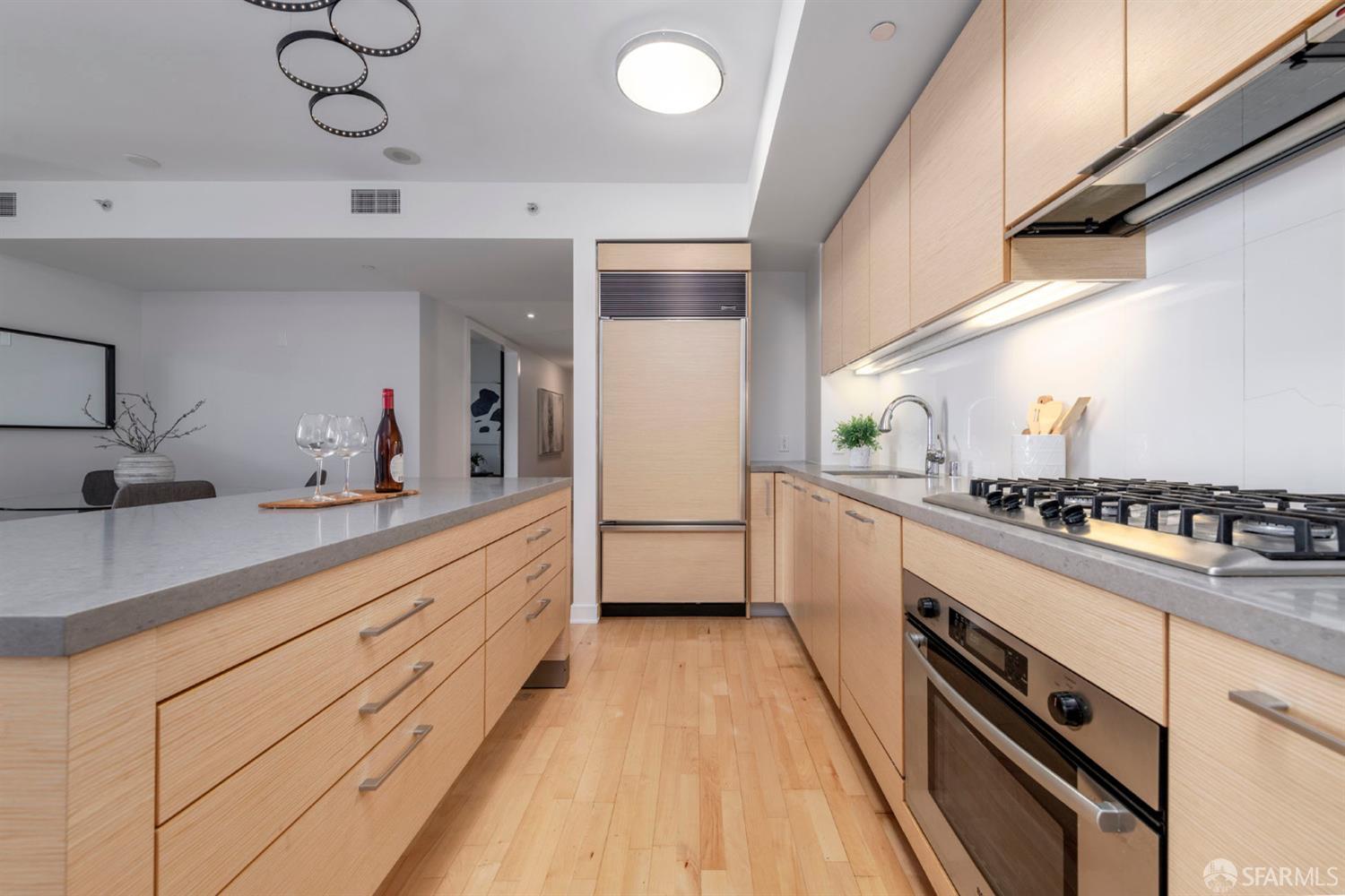 301 Mission Street # 10C