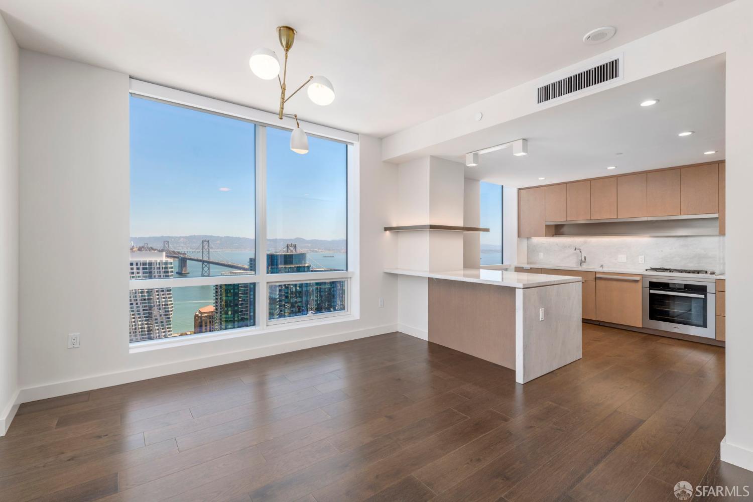 488 Folsom Street # 4402