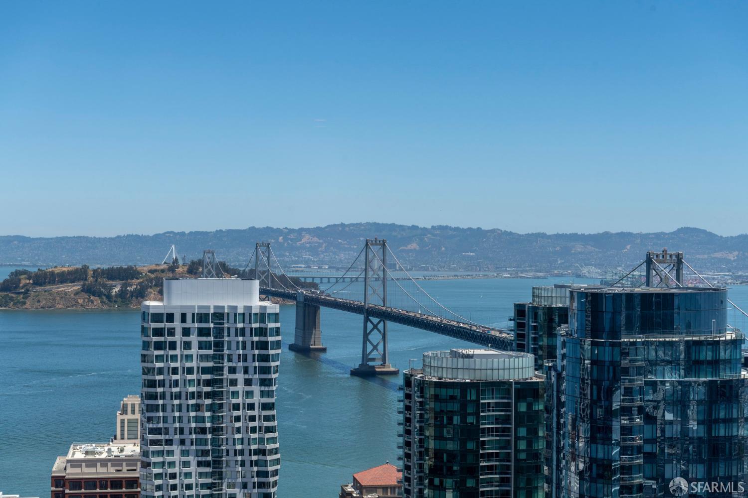 488 Folsom Street # 4402
