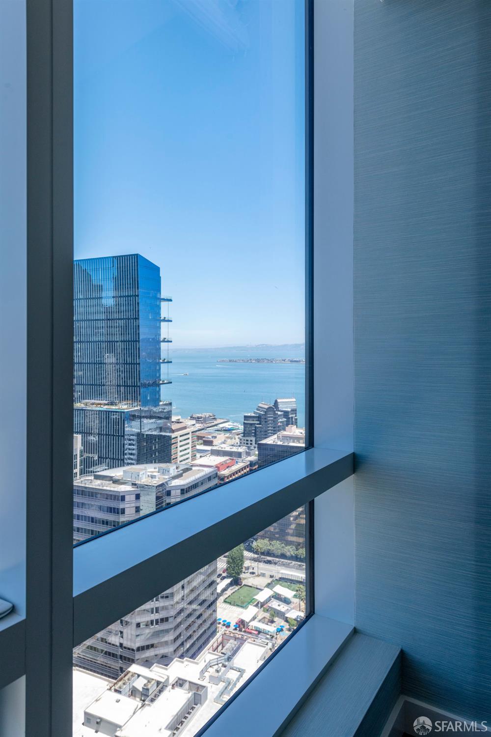 488 Folsom Street # 4202