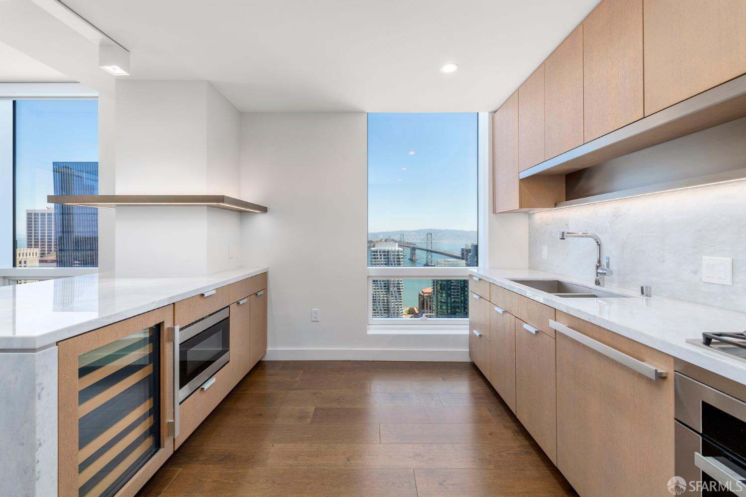 488 Folsom Street # 4202