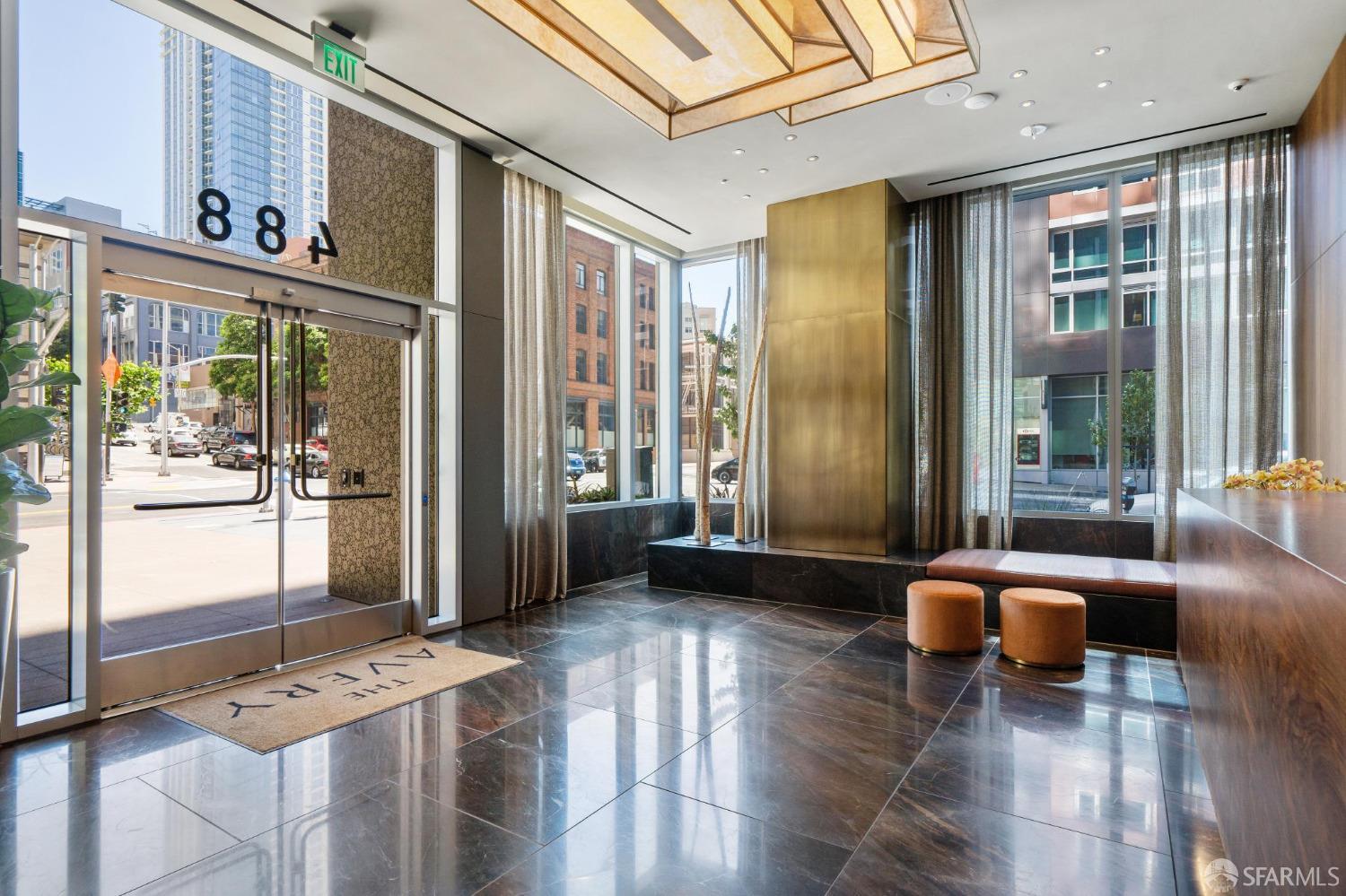 488 Folsom Street # 4202