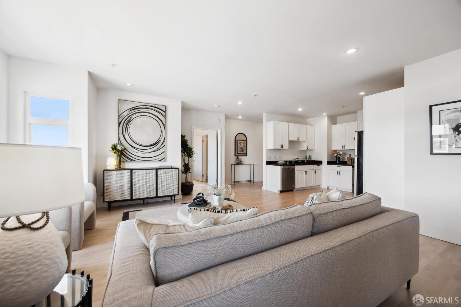 4343 3rd Street # 403