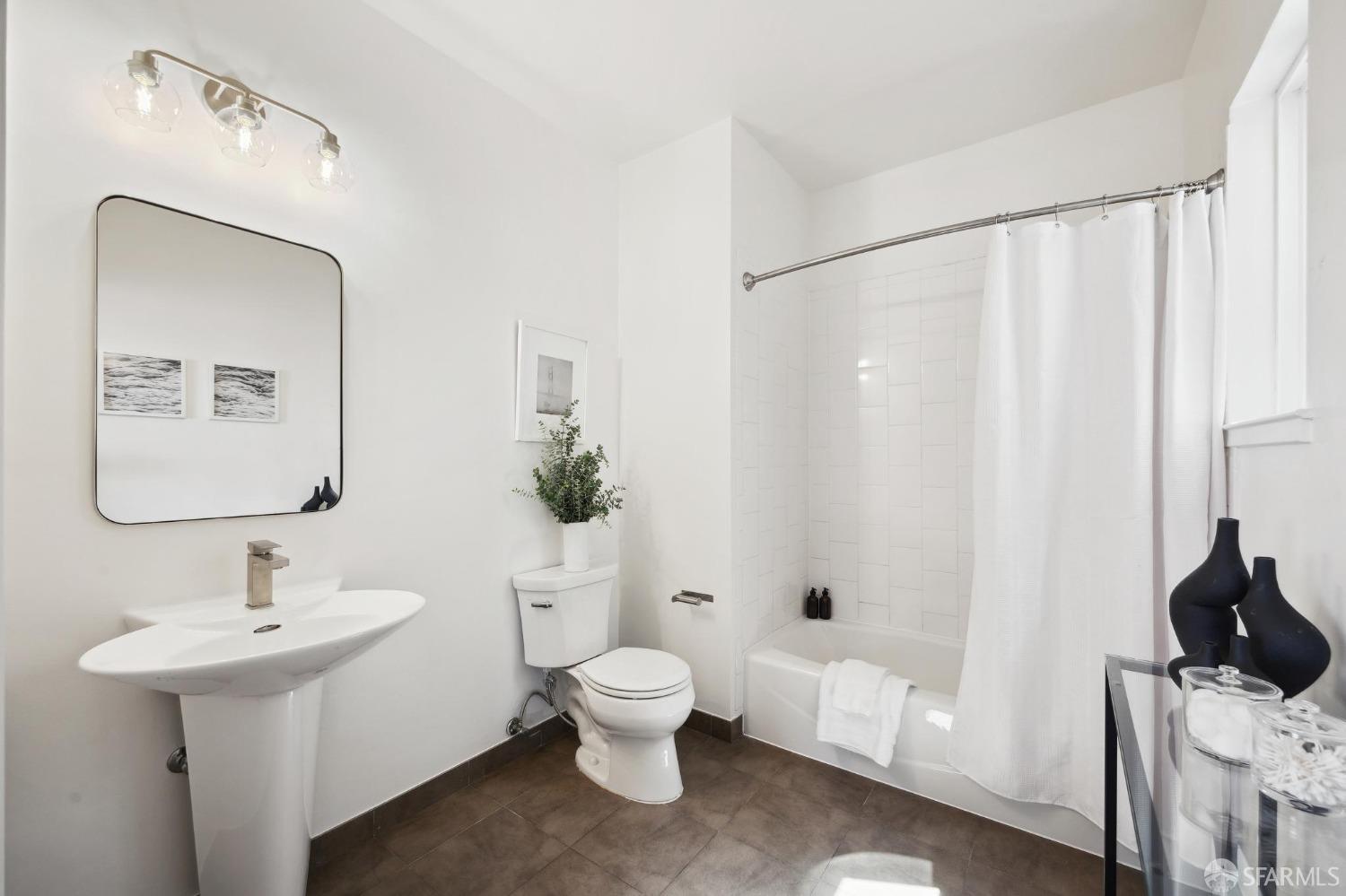 4343 3rd Street # 403