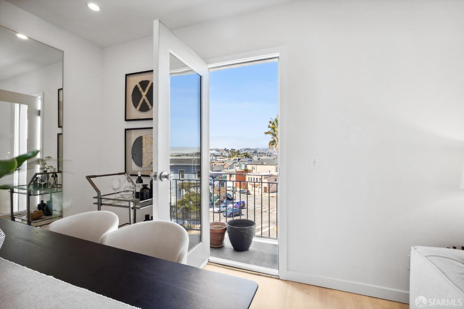 4343 3rd Street # 403
