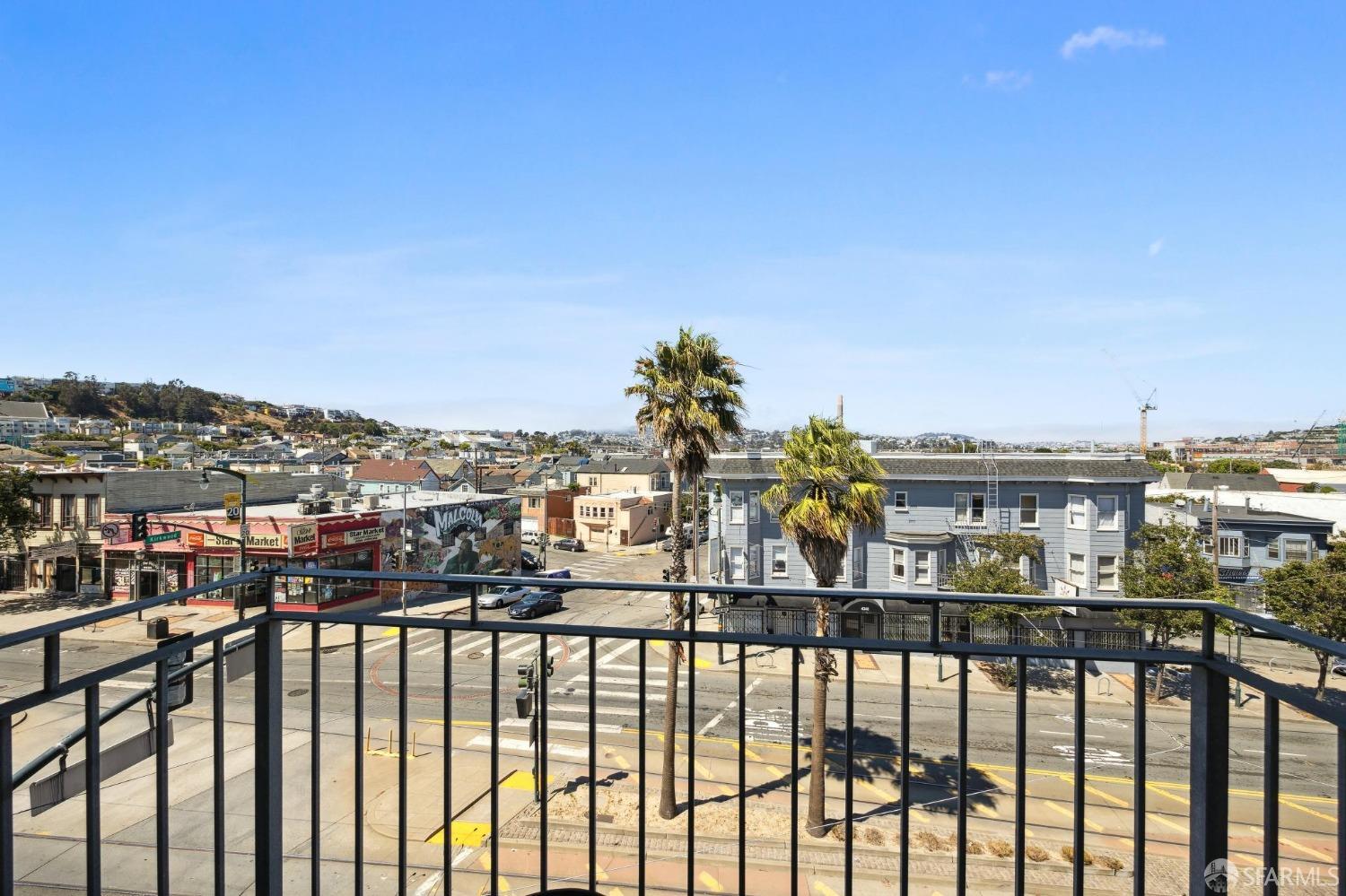 4343 3rd Street # 403