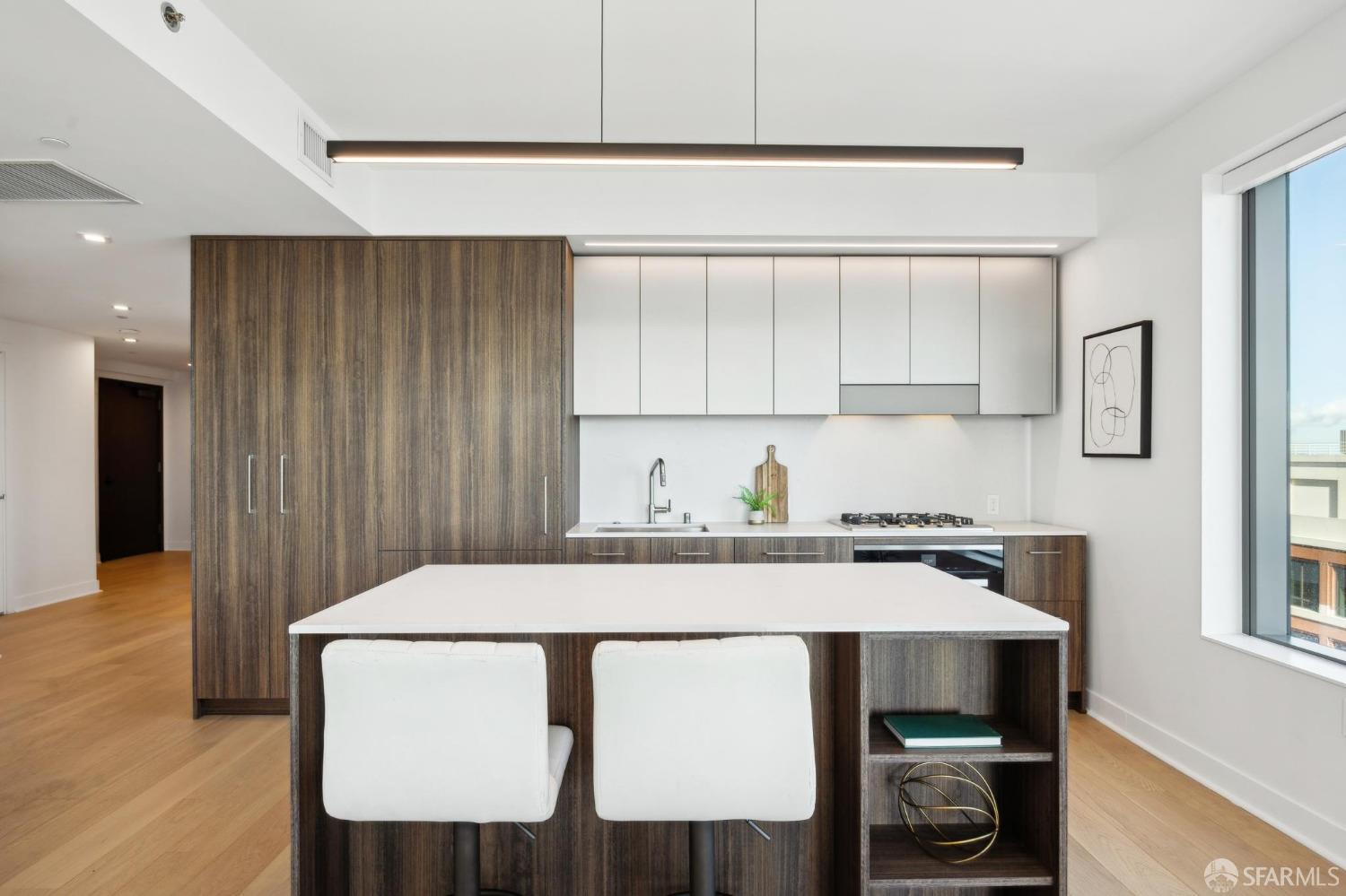 280 Spear Street # 25E