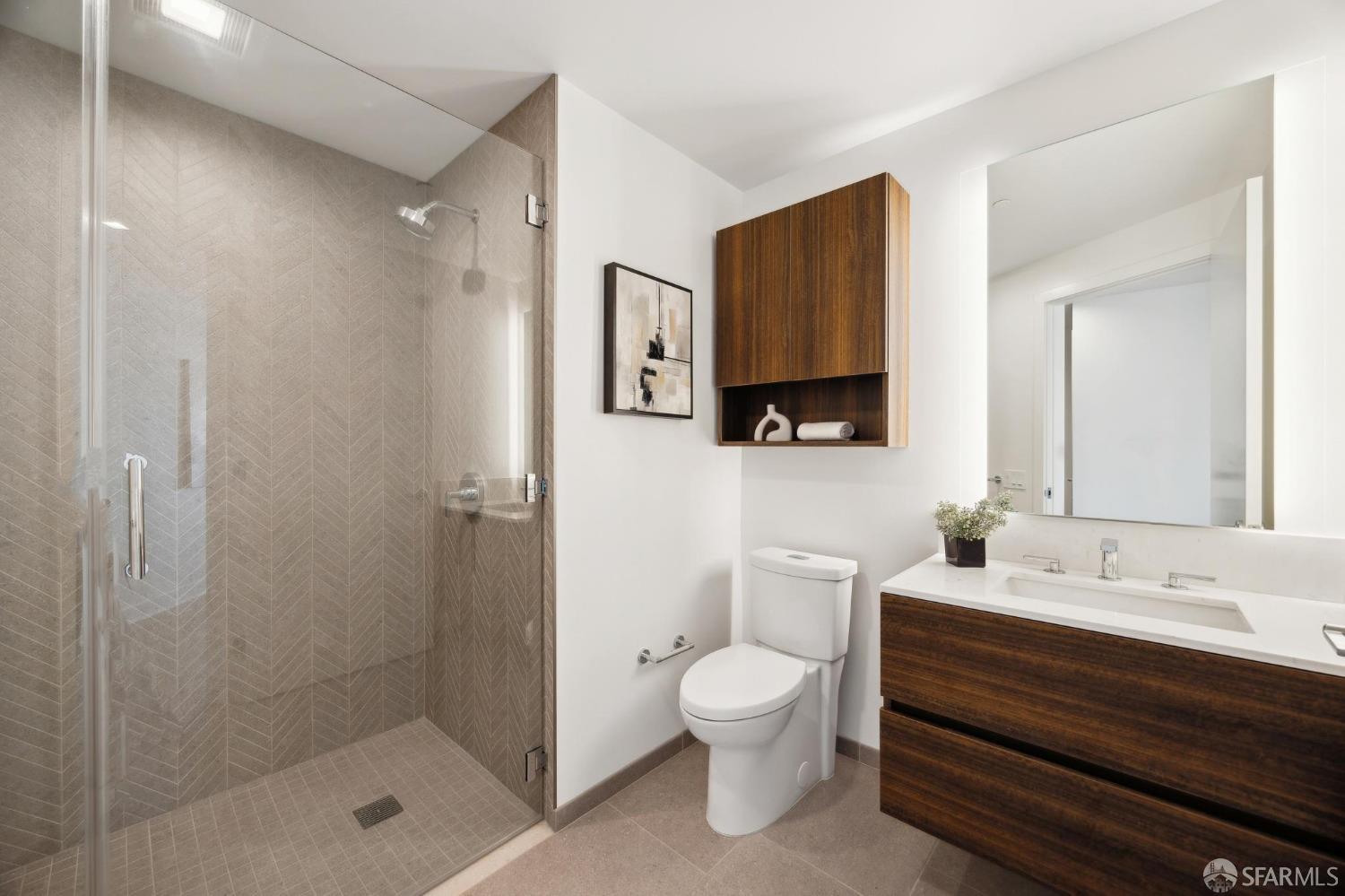 280 Spear Street # 25E