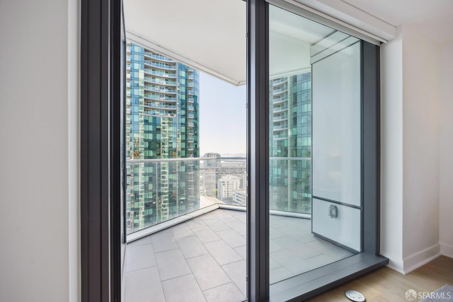 280 Spear Street # 25E
