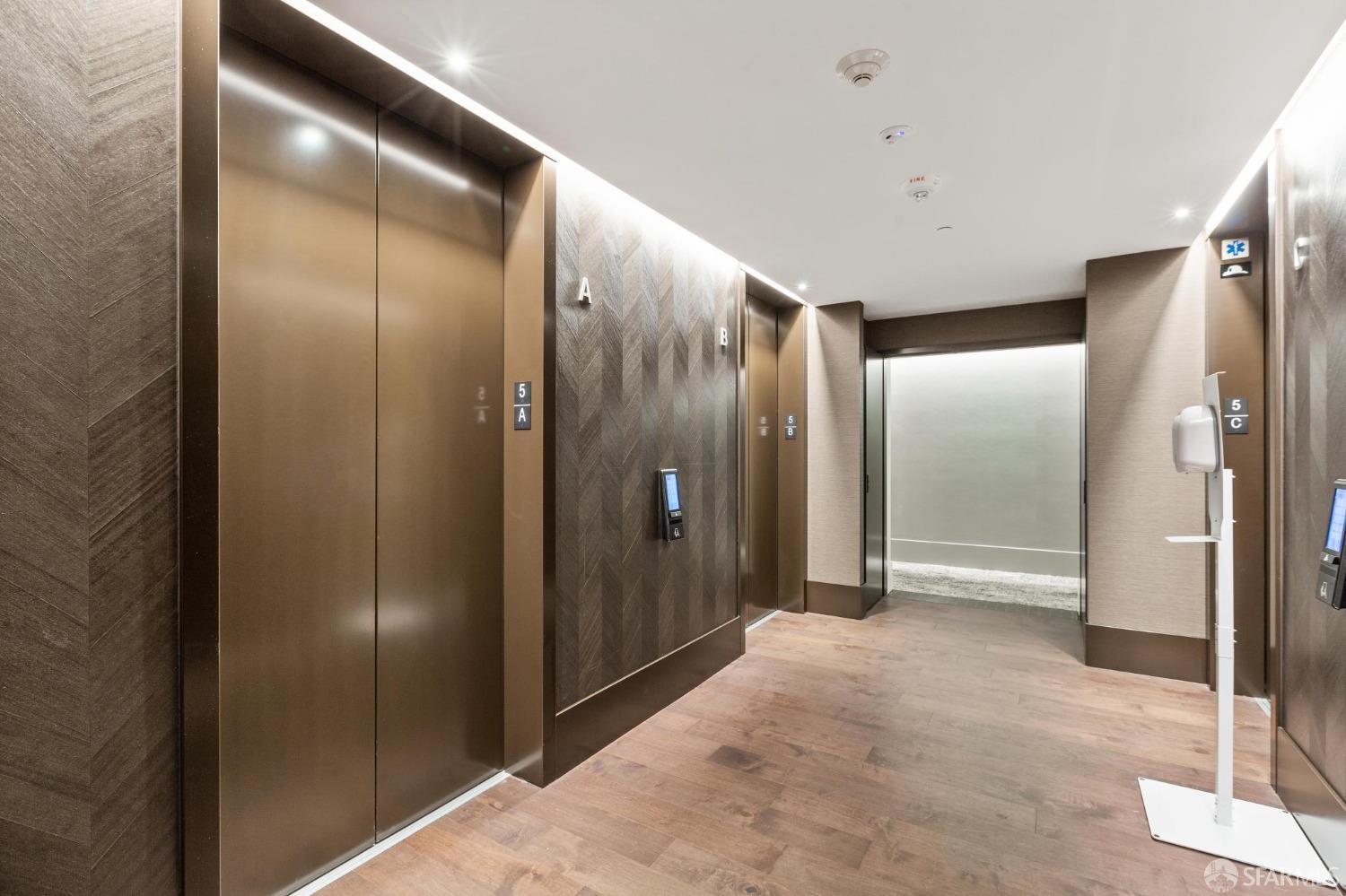 280 Spear Street # 25E