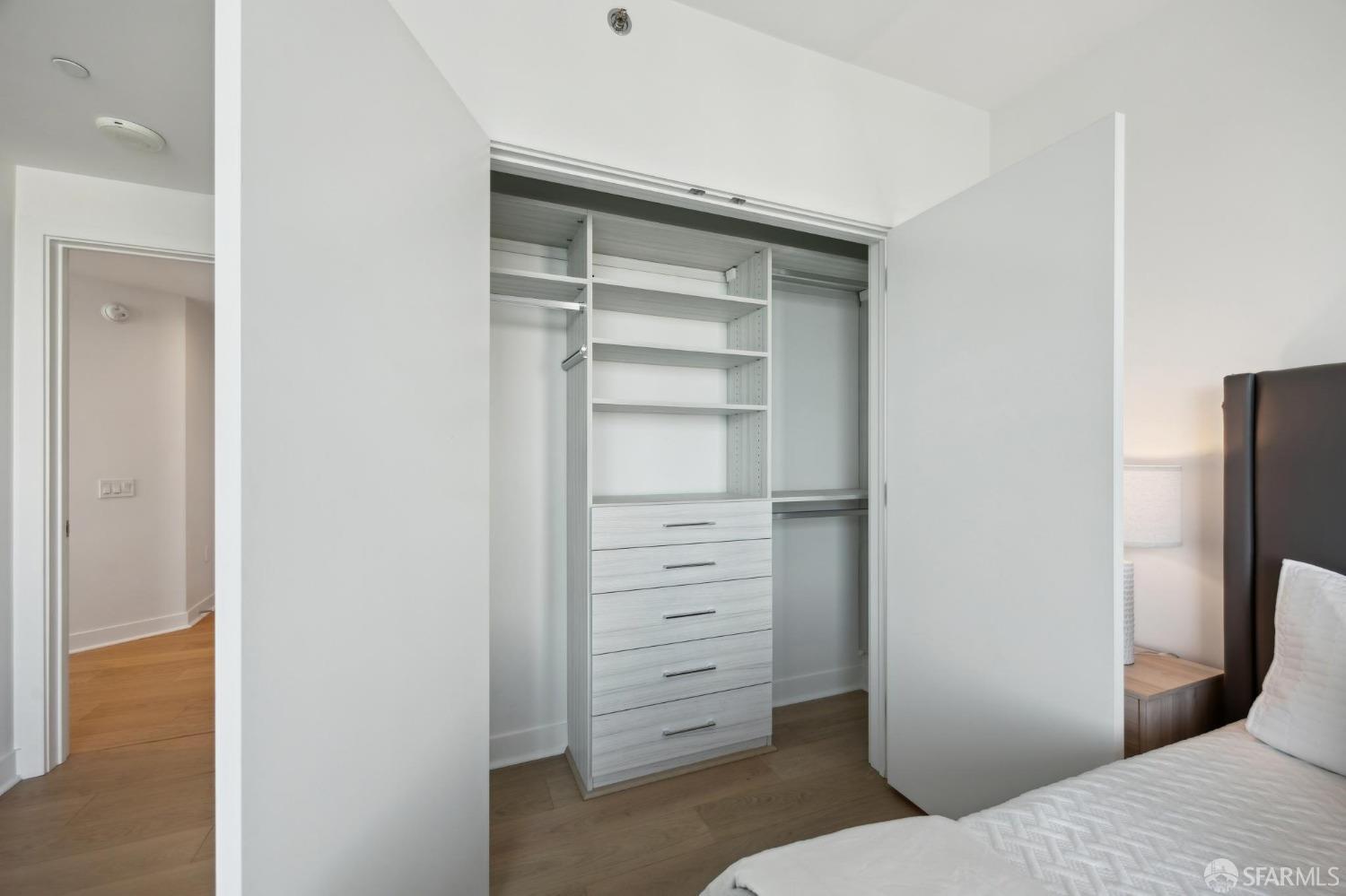 280 Spear Street # 25E