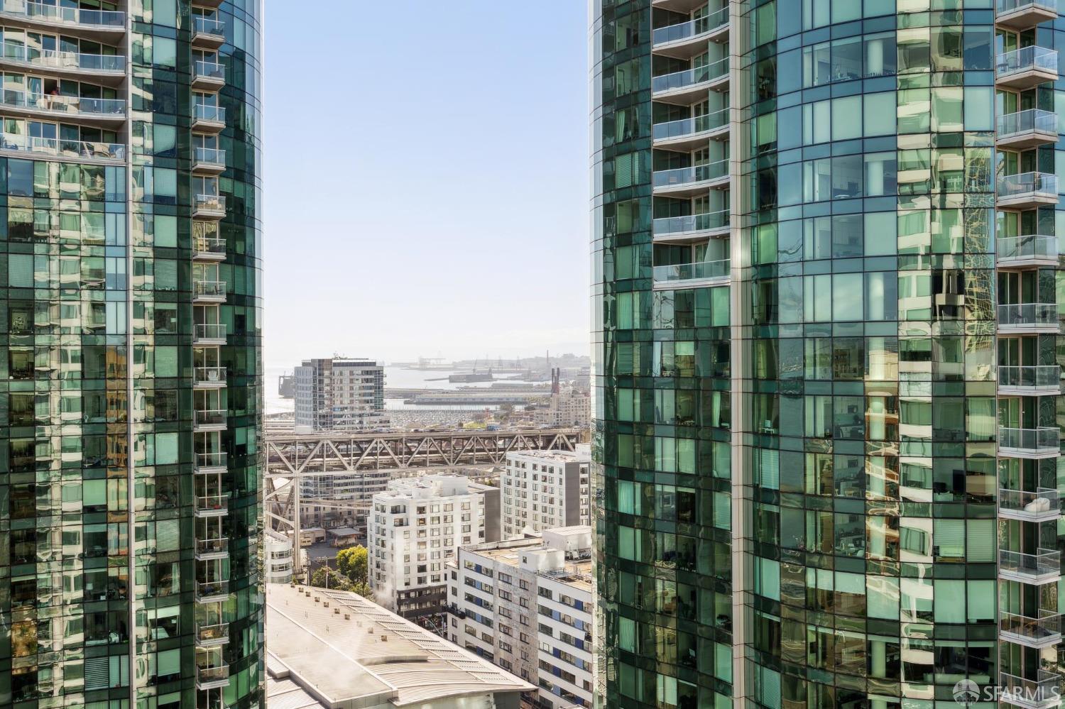 280 Spear Street # 25E