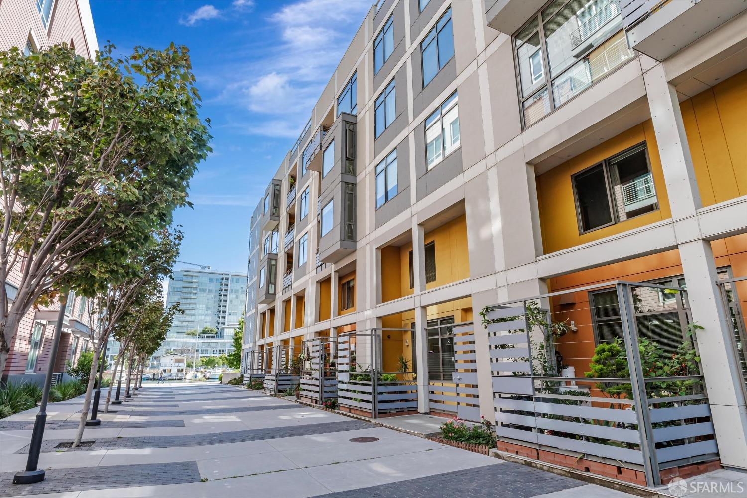 335 Berry Street # 305